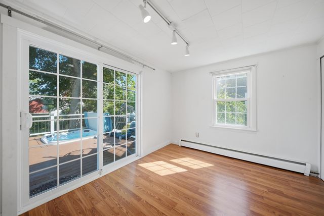 10 Roosevelt Avenue, Concord, NH 03301