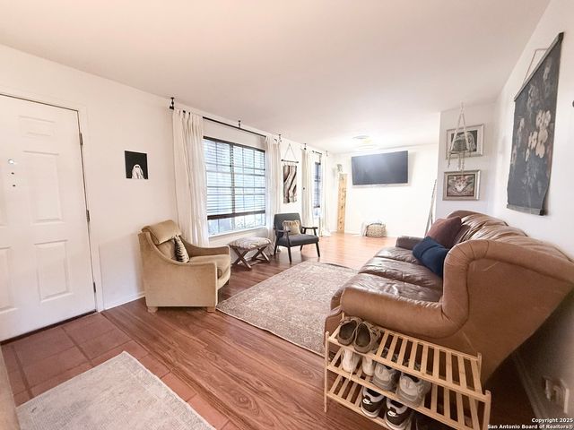 2815 Gainesborough, San Antonio, TX 78230