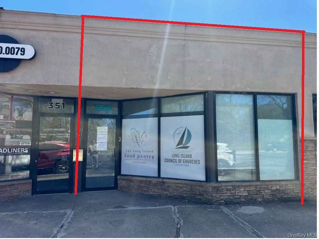 353 W Sunrise Highway, Freeport, NY 11520