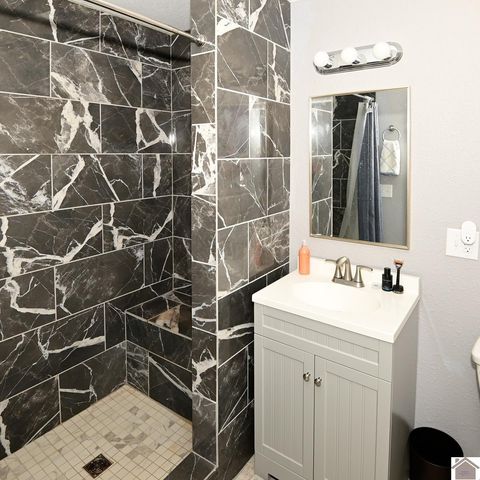 1706 Lane-A Rd, Paducah, KY 42003