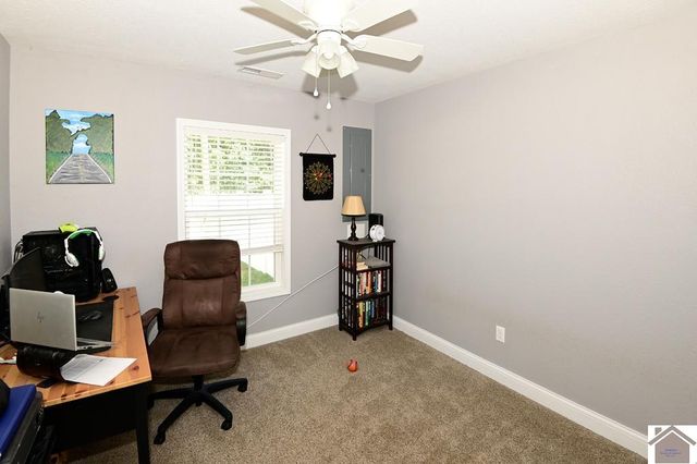 1706 Lane-A Rd, Paducah, KY 42003