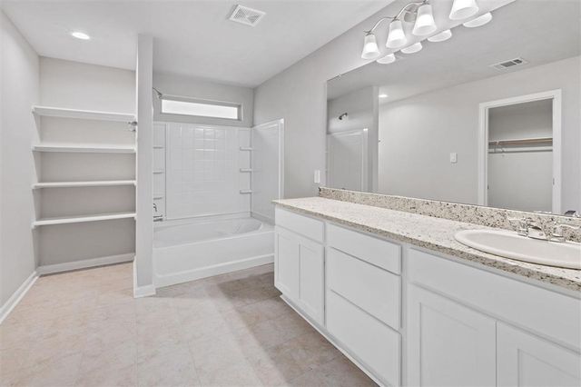 8072 Blalock Lane, Iowa, LA 70647