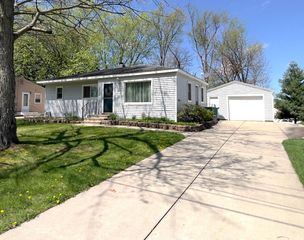 321 Cameo Avenue, Portage City, MI 49002