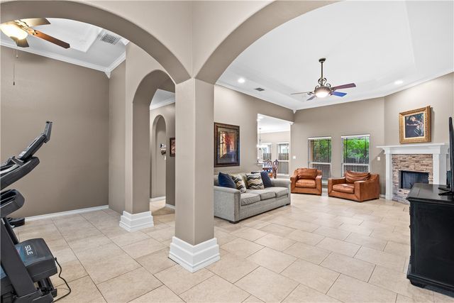 8322 Serenity Ct, Corpus Christi, TX 78414