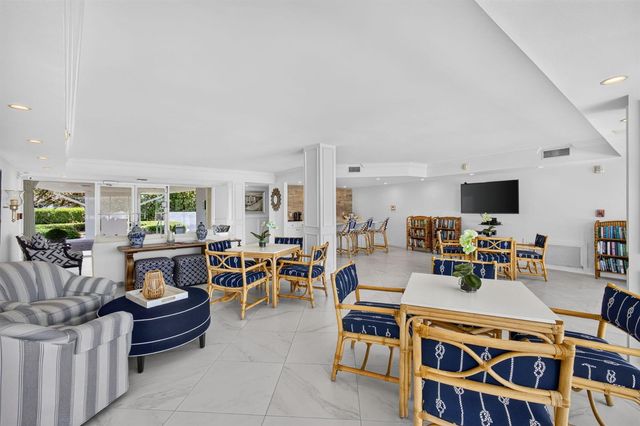 5400 N Ocean Drive SE 7b, Singer Island, FL 33404