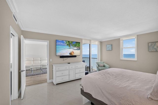 5400 N Ocean Drive SE 7b, Singer Island, FL 33404