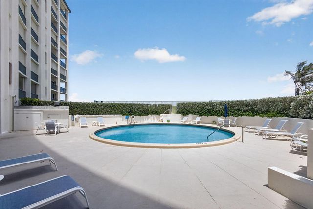 5400 N Ocean Drive SE 7b, Singer Island, FL 33404