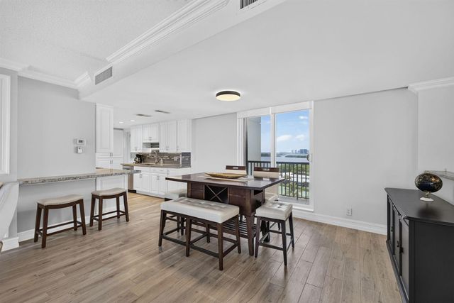 5400 N Ocean Drive SE 7b, Singer Island, FL 33404
