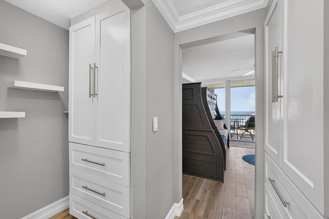 5400 N Ocean Drive SE 7b, Singer Island, FL 33404