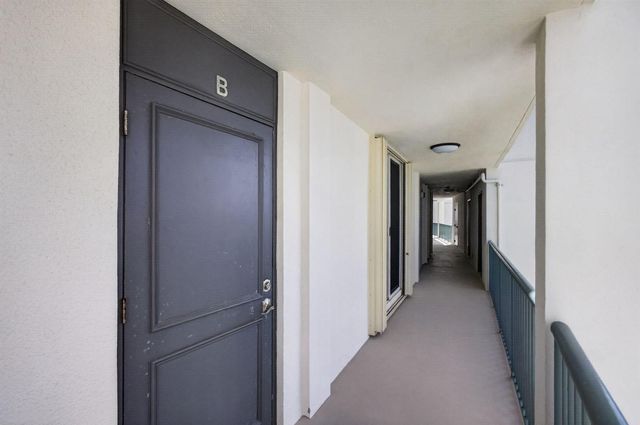 5400 N Ocean Drive SE 7b, Singer Island, FL 33404