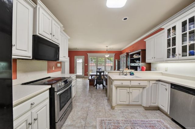 16 Hickory Valley Drive, Cabot, AR 72023