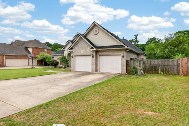 16 Hickory Valley Drive, Cabot, AR 72023
