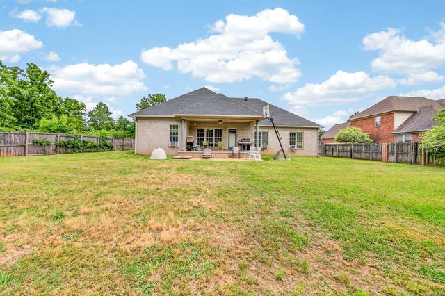 16 Hickory Valley Drive, Cabot, AR 72023