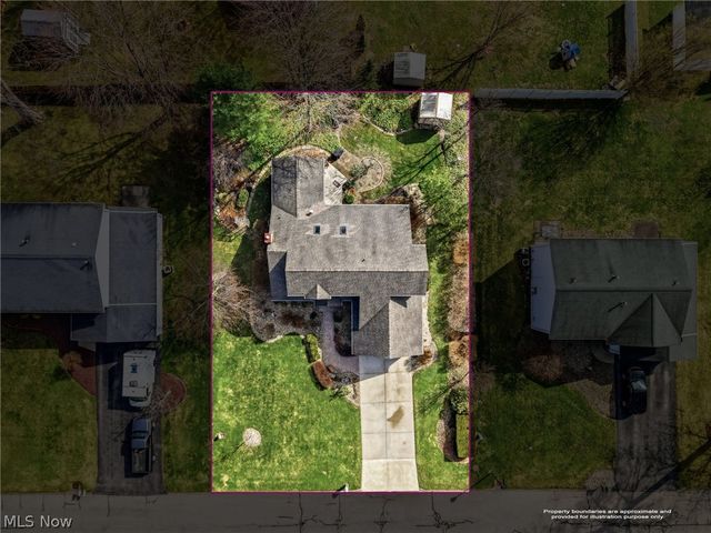 105 Ruth Avenue, Cortland, OH 44410