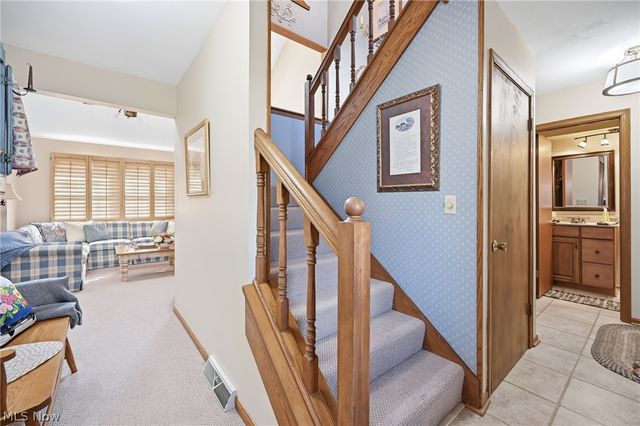 105 Ruth Avenue, Cortland, OH 44410