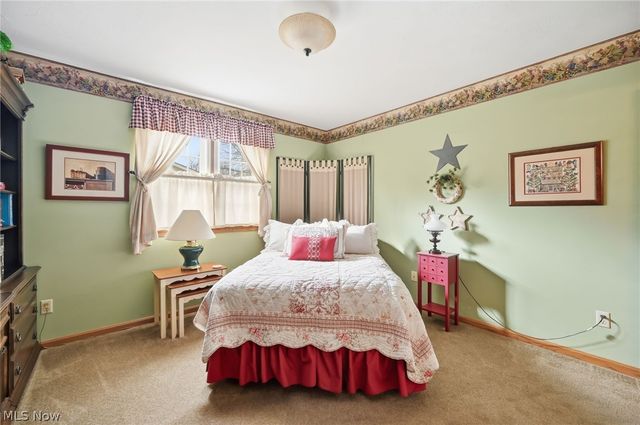 105 Ruth Avenue, Cortland, OH 44410