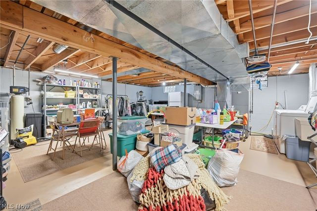 105 Ruth Avenue, Cortland, OH 44410