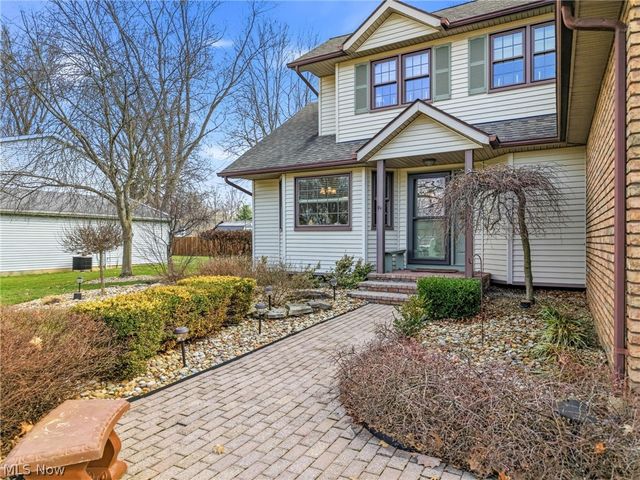 105 Ruth Avenue, Cortland, OH 44410