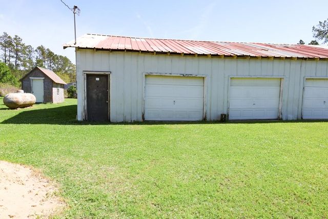 642 LA 109 Highway, Starks, LA 70661