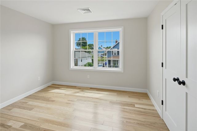 135 Owen Avenue, Pawtucket, RI 02860