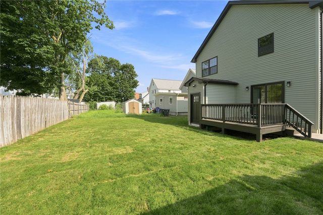 135 Owen Avenue, Pawtucket, RI 02860