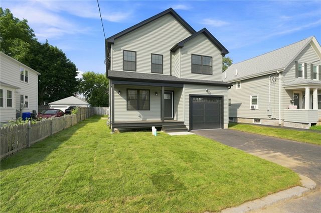 135 Owen Avenue, Pawtucket, RI 02860