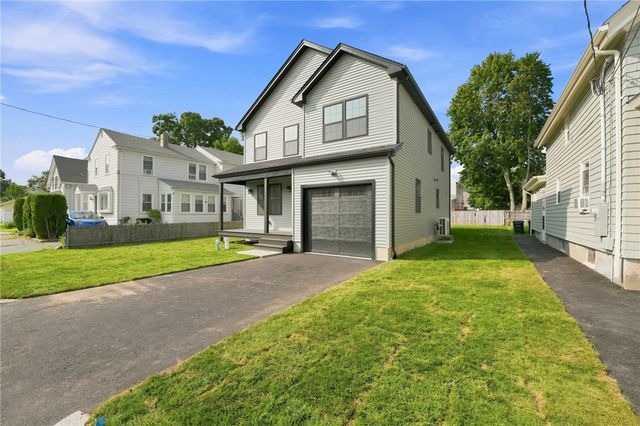 135 Owen Avenue, Pawtucket, RI 02860