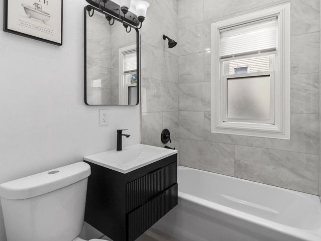 3947 N 42nd STREET, Milwaukee, WI 53216