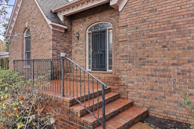 1681 MAGNOLIA FARMS CV, Memphis, TN 38016