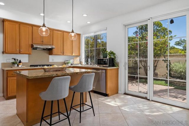 5381 Renaissance Ave, San Diego, CA 92122