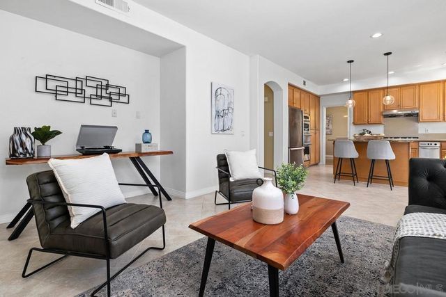 5381 Renaissance Ave, San Diego, CA 92122
