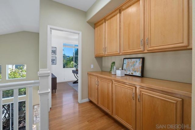 5381 Renaissance Ave, San Diego, CA 92122