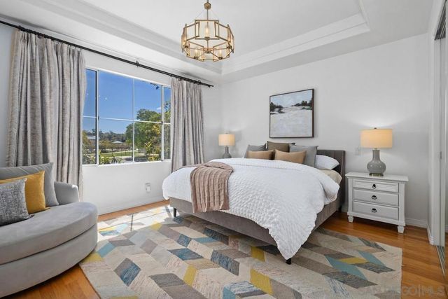 5381 Renaissance Ave, San Diego, CA 92122