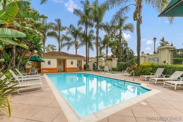 5381 Renaissance Ave, San Diego, CA 92122