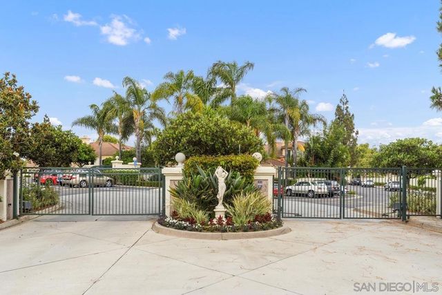 5381 Renaissance Ave, San Diego, CA 92122