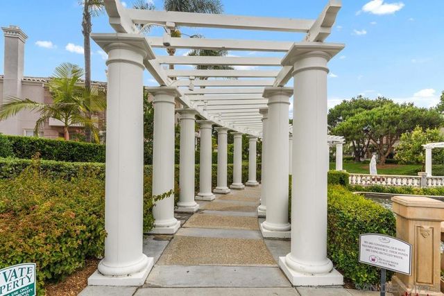 5381 Renaissance Ave, San Diego, CA 92122