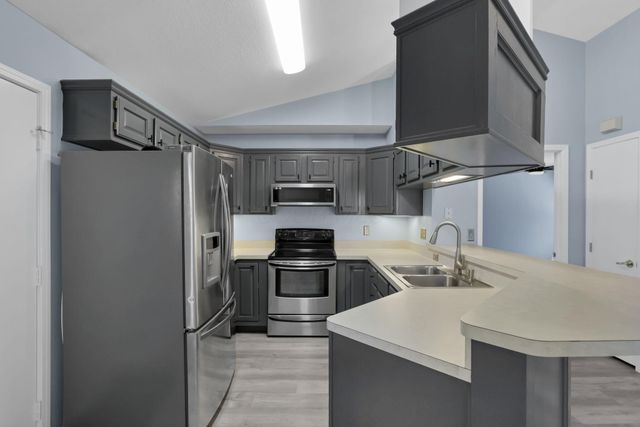 47 Northpointe Lane, Newark, OH 43055