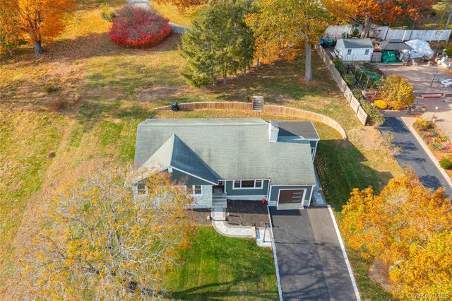 39 Susan Drive, Balmville, NY 12550