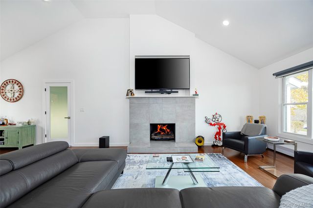 39 Susan Drive, Balmville, NY 12550