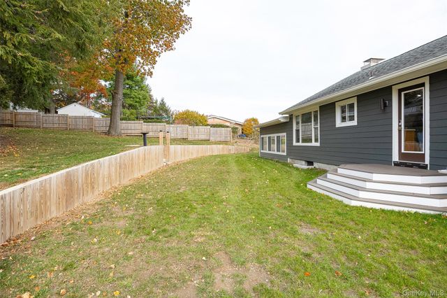 39 Susan Drive, Balmville, NY 12550