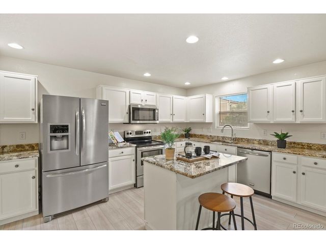 10039 Granby Dr, Commerce City, CO 80022