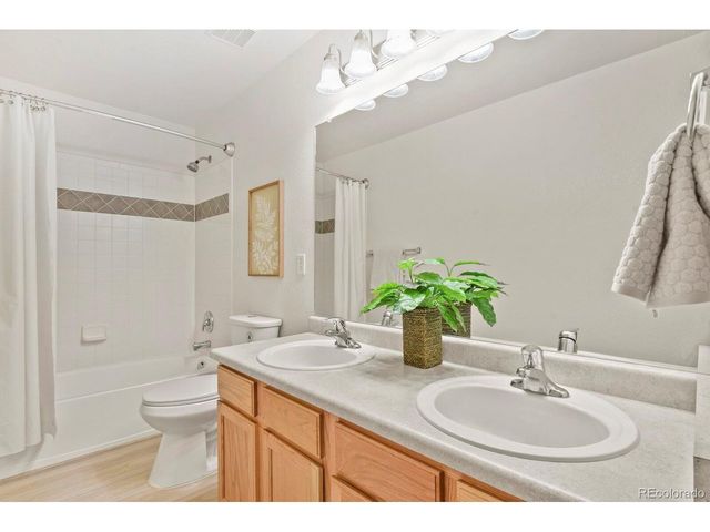 10039 Granby Dr, Commerce City, CO 80022