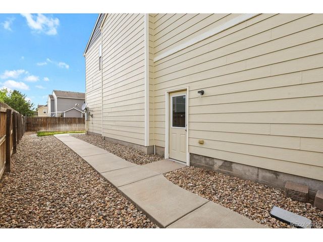 10039 Granby Dr, Commerce City, CO 80022