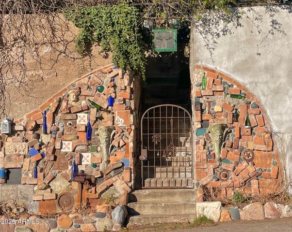 132 OPERA Drive, Bisbee, AZ 85603