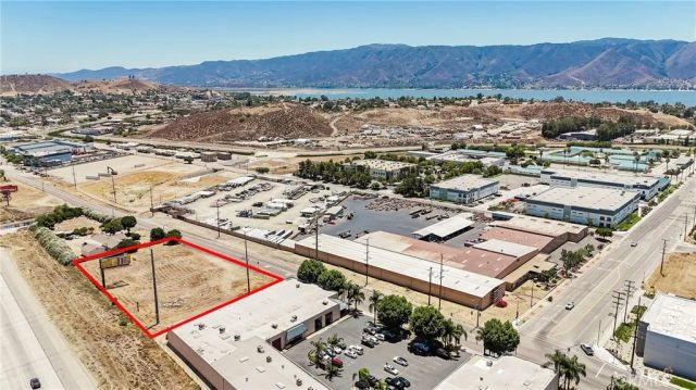 18700 Collier, Lake Elsinore, CA 92530