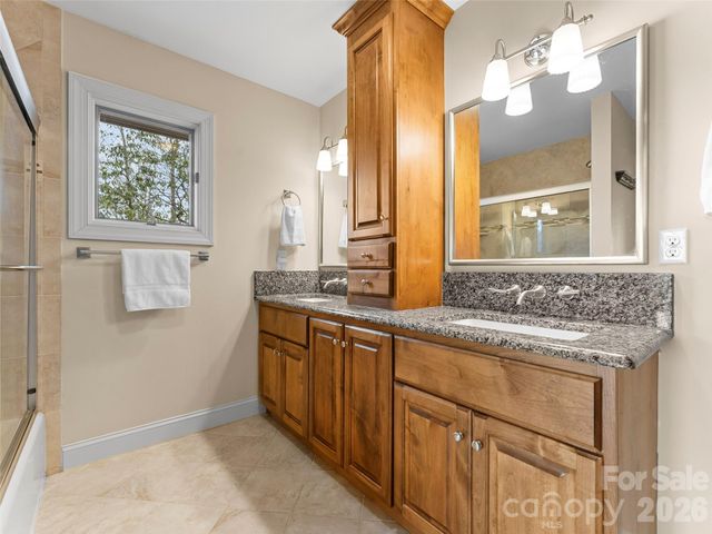 67 Ossarooga Court, Brevard, NC 28712