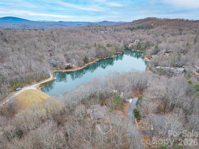 67 Ossarooga Court, Brevard, NC 28712