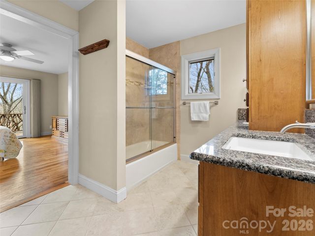 67 Ossarooga Court, Brevard, NC 28712