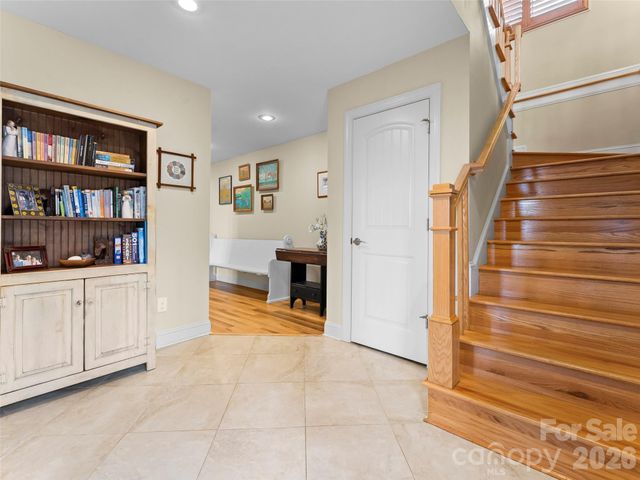 67 Ossarooga Court, Brevard, NC 28712