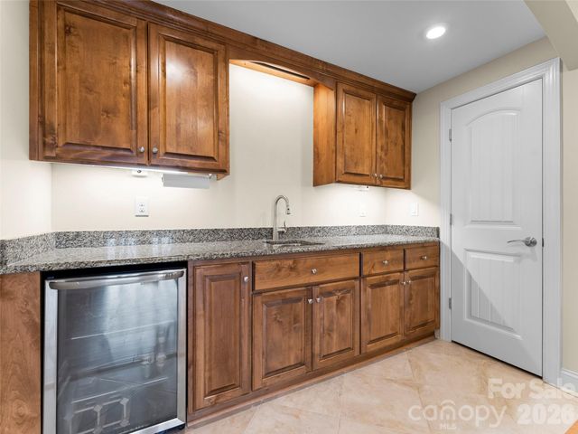 67 Ossarooga Court, Brevard, NC 28712